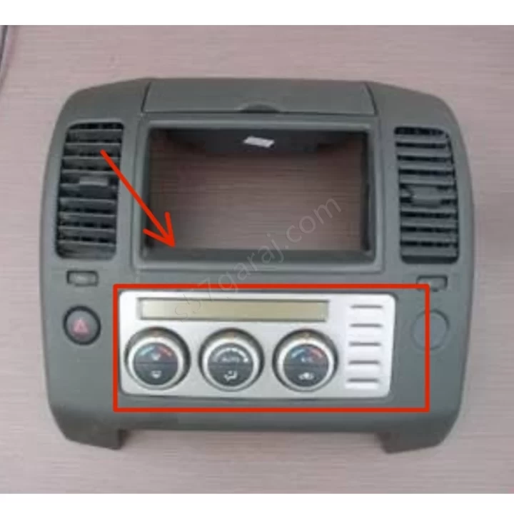 Nissan Navara Klima Kontrol Paneli Çerçevesi