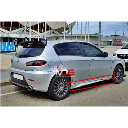 alfa 147 gtx marşpiyel sağ sol takım