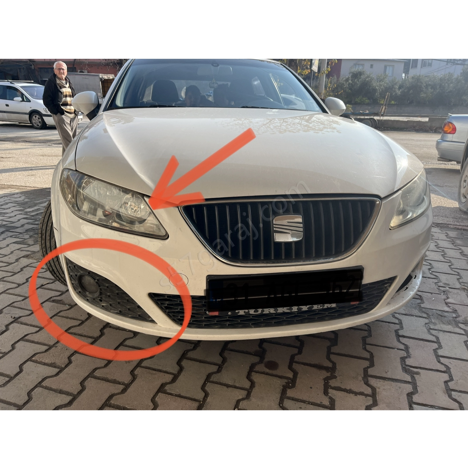 Seat Exeo Sis Farı Çerçevesi