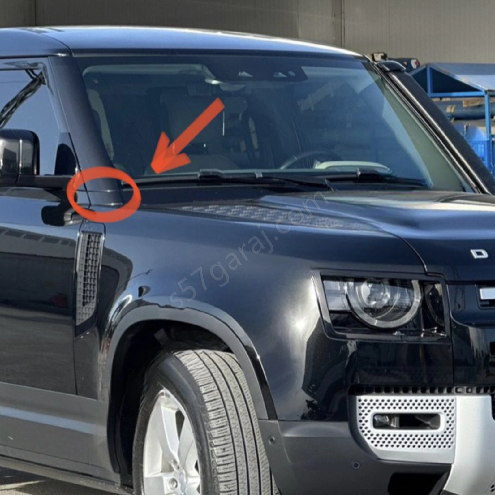 Land Rover Defender Orta Direk Kapağı