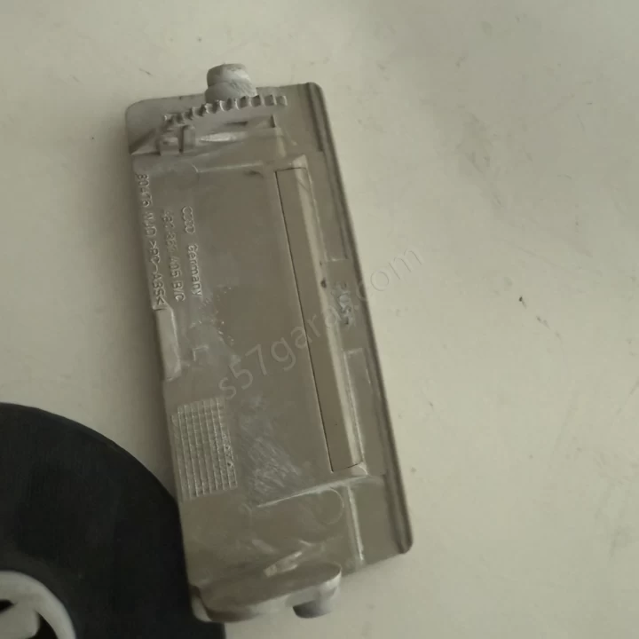 Audi A6 Küllük Kapağı 4B0857405