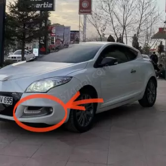 Renault Megane 3 Coupe Gt Line Sis Farı Muhafazası resim1