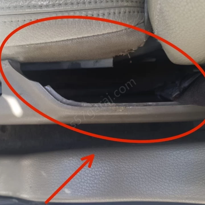 Volvo S60 Koltuk Yan Bakalit Parçası