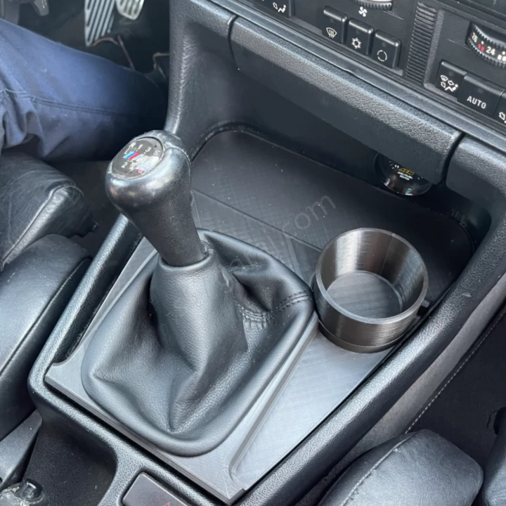 Bmw E34 Bardaklık - Organizer