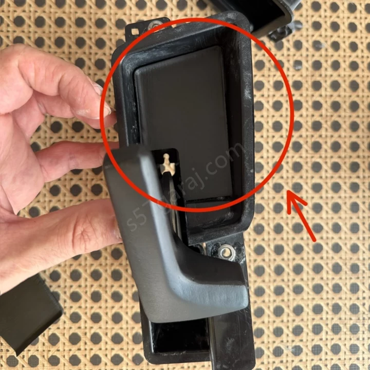 Toyota Auris Kapı Kolu Kapağı