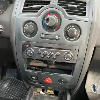 Renault Megane 2 Manuel Klima Çerçevesi resim1