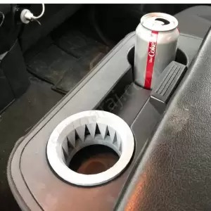 Nissan Titan Bardaklık resim1