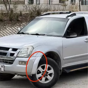 Isuzu Dmax Çamurluk Döşemesi resim1