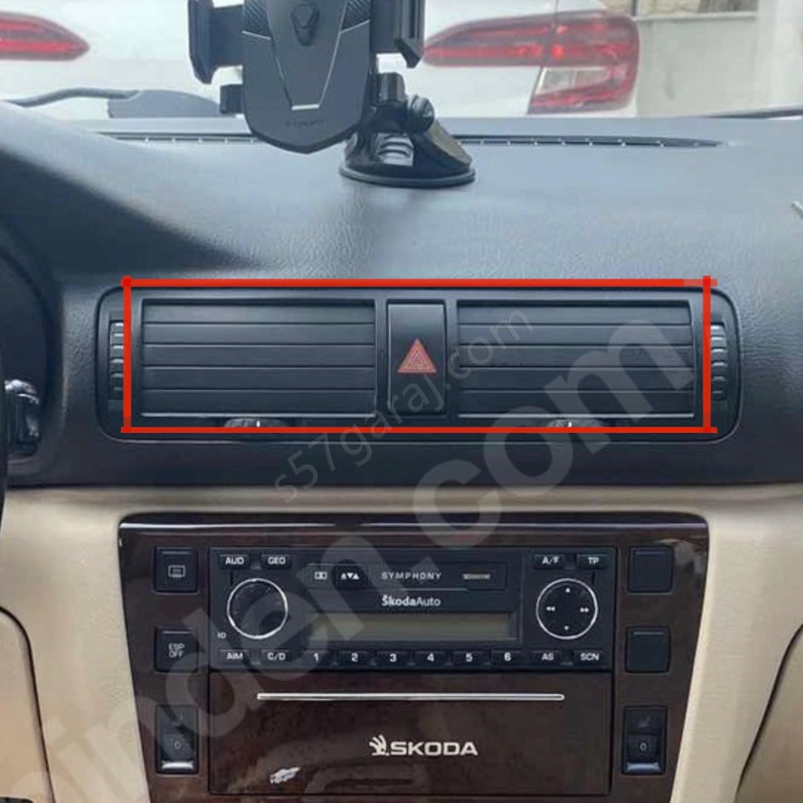 Skoda Super B Orta Izgara Çubukları