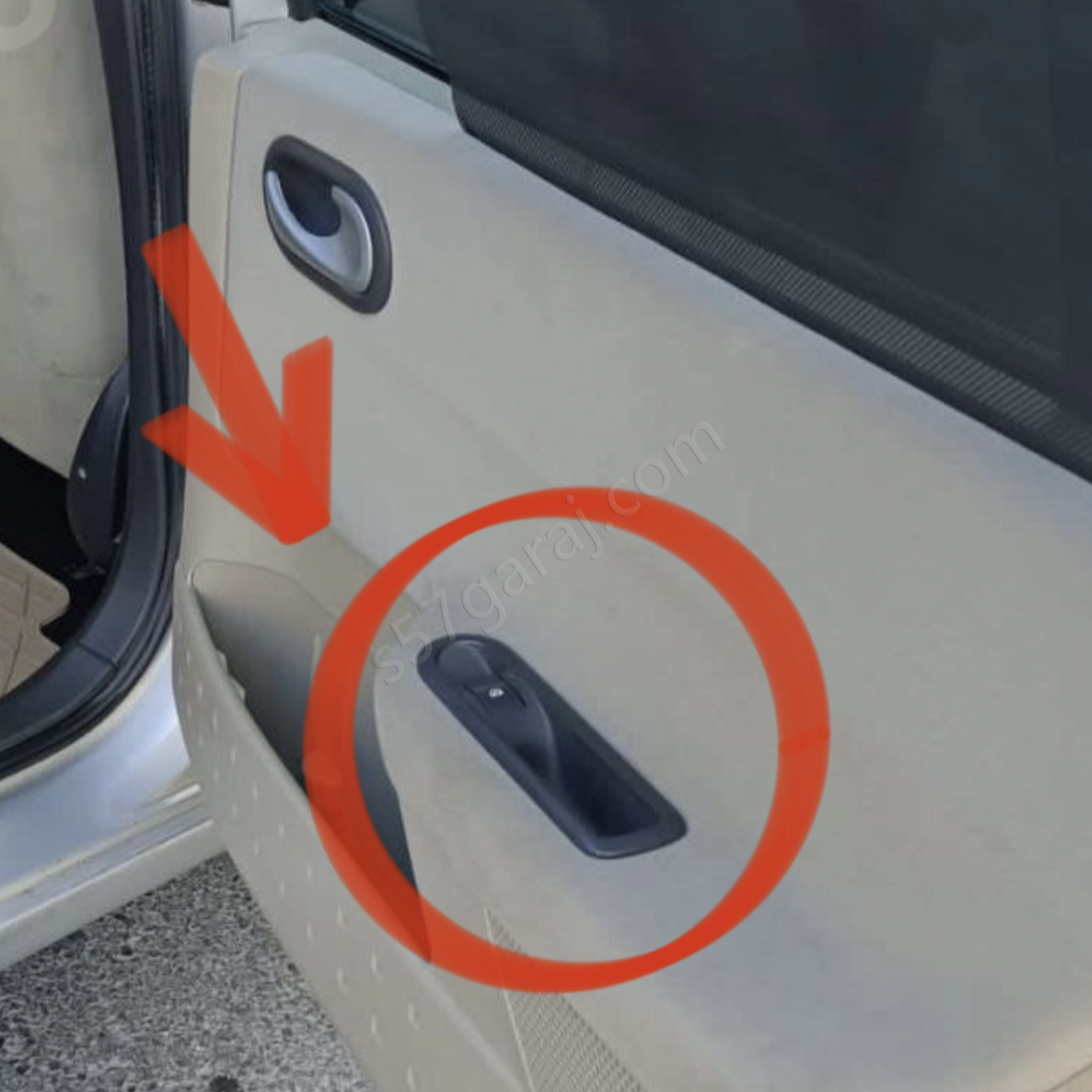 Renault Megane 2 Arka Cam Tuşu Çerçevesi