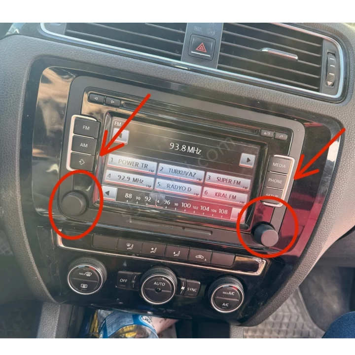 Volkswagen Golf-Jetta-Caddy Multimedya Düğmesi