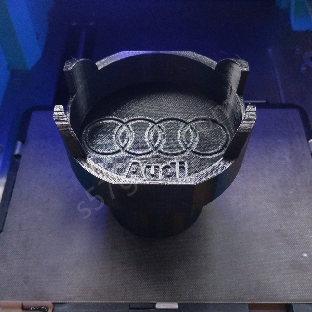 Audi A6 Bardak Tutucu