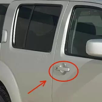 Nissan Pathfinder Kapı Kolu Kapağı resim 1