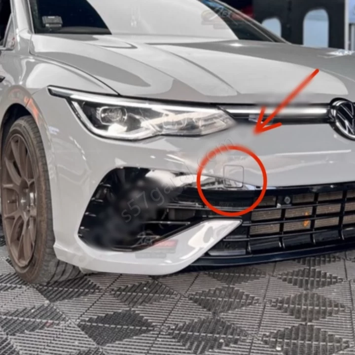 Volkswagen Golf 8 R Tampon Çeki Demir Kapağı