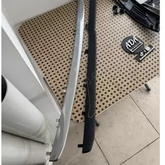 Peugeot 5008 Orta Izgara Çıtası resim 2