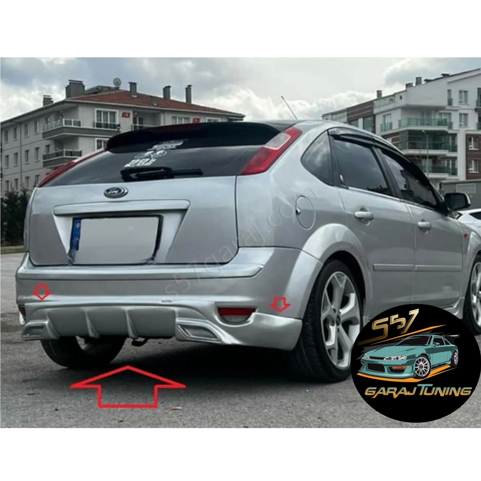Ford Focus 2 Egzoz Görünümlü Arka Tampon Eki