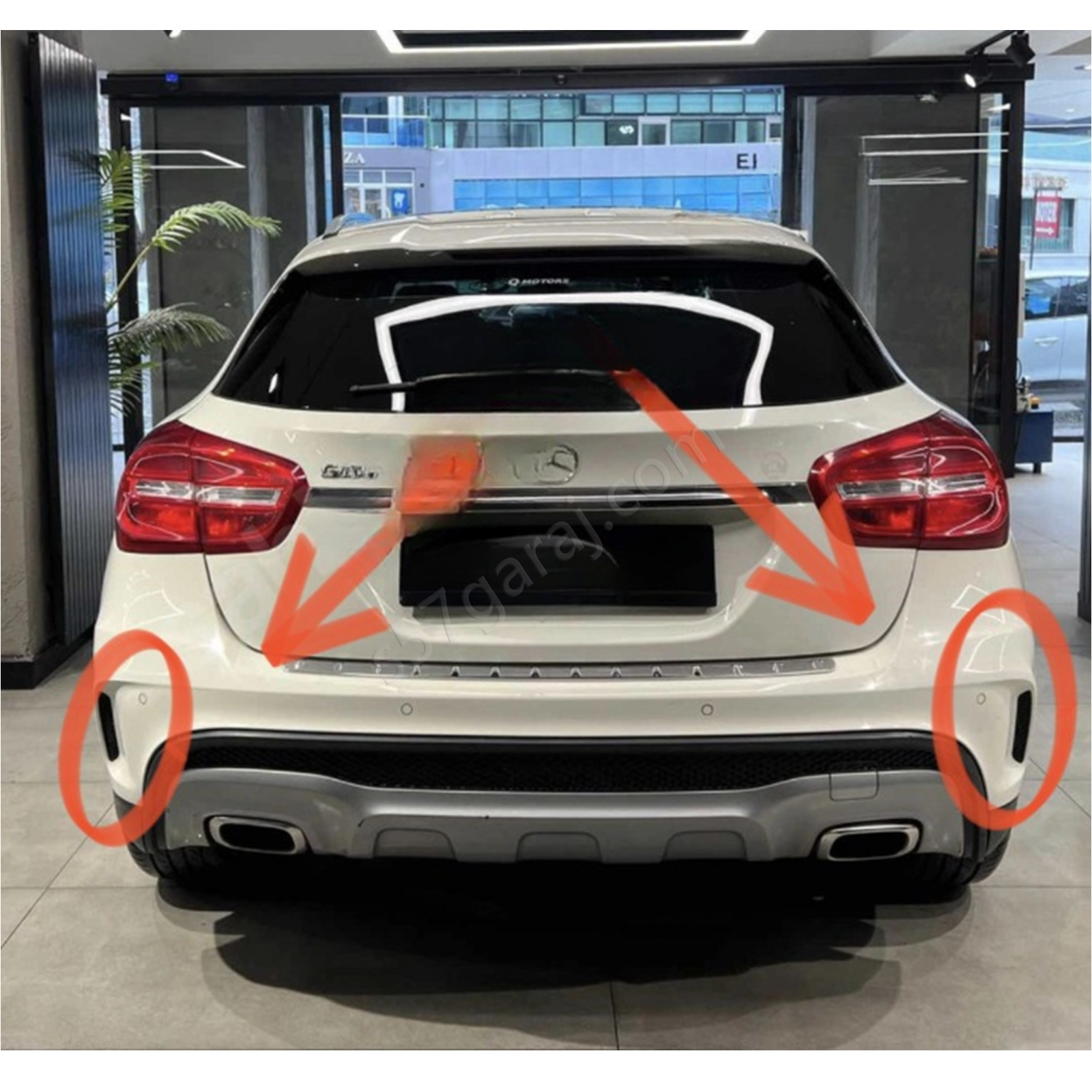 Mercedes Gla 180 Arka Tampon Kapakları
