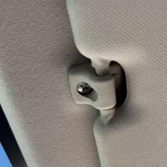 Hyundai Bayon Güneşlik Klipsi resim 2