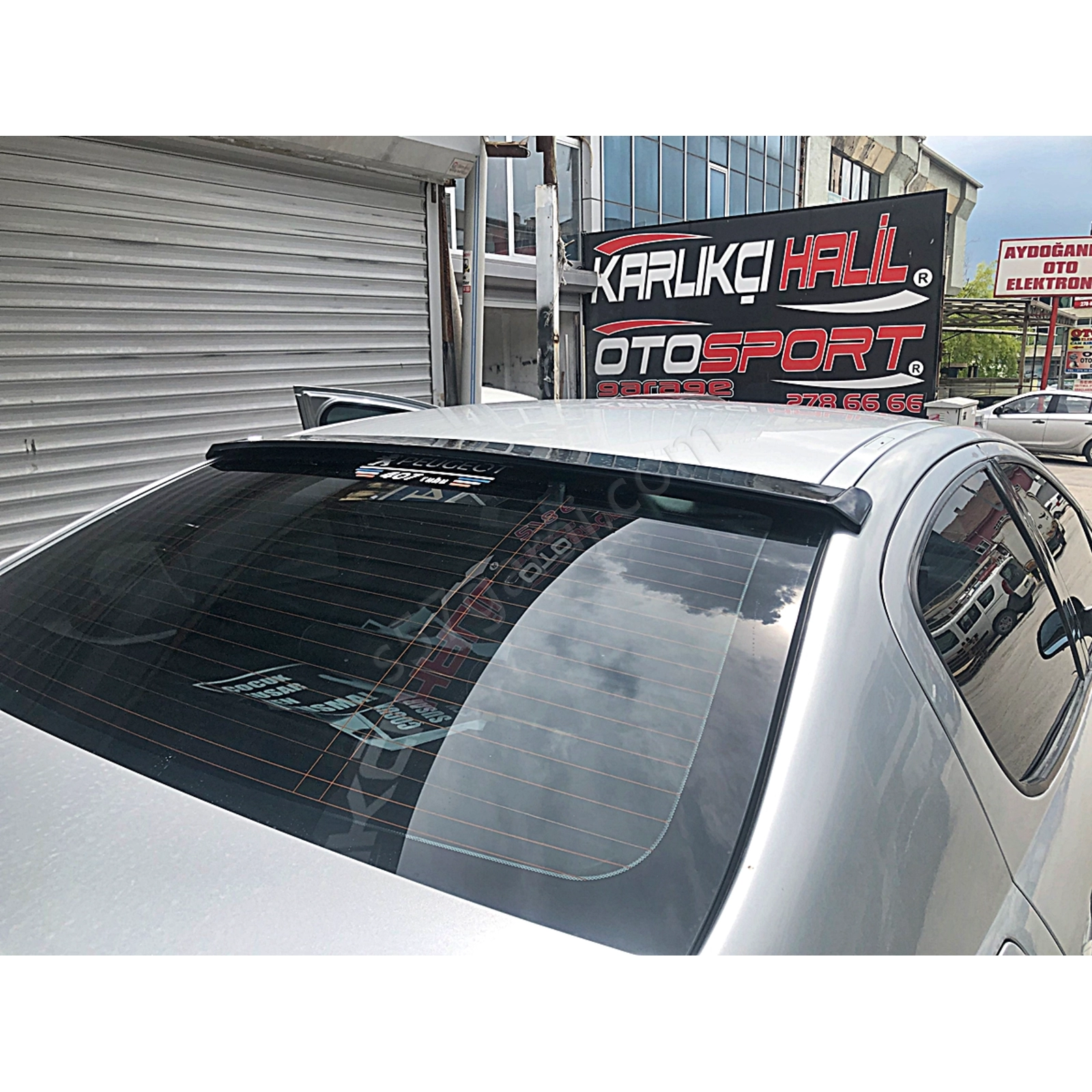 Peugeot 407 Cam Üstü Spoyler