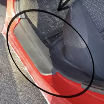 Hyundai İ30 Arka Kapı Eşiği Kaplaması resim1