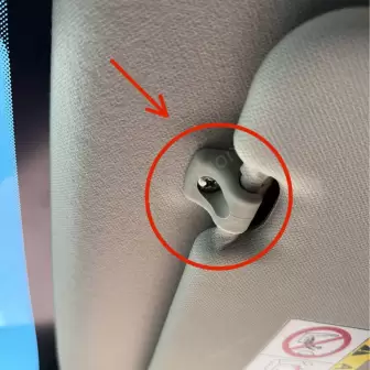 Hyundai Bayon Güneşlik Klipsi resim 1