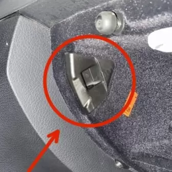 Mercedes C180 W204 Torpido Gözü Kapağı resim 1